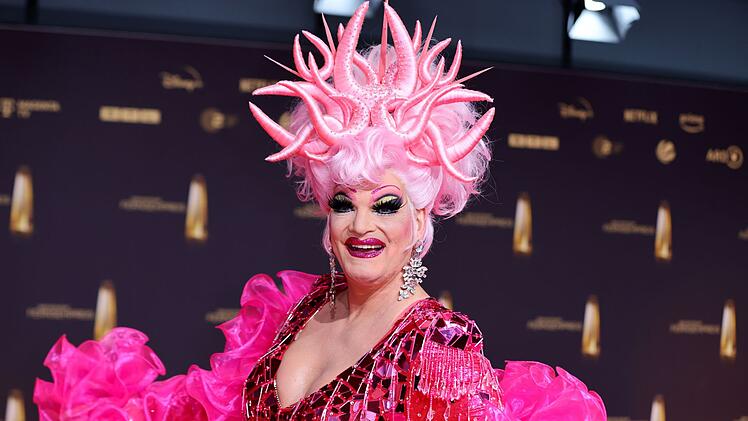 Olivia Jones hat in Hamburg eine Dschungelcamp-Bar er&ouml;ffnet.