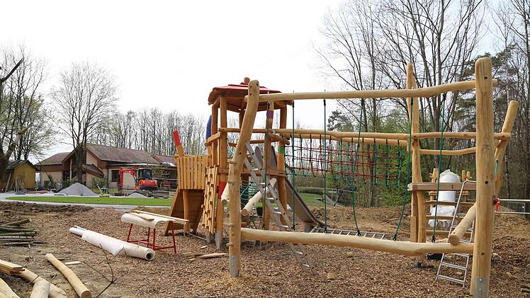 Der neue Kinderspielplatz an der Kita Wiesenthau Foto: Franz Galster