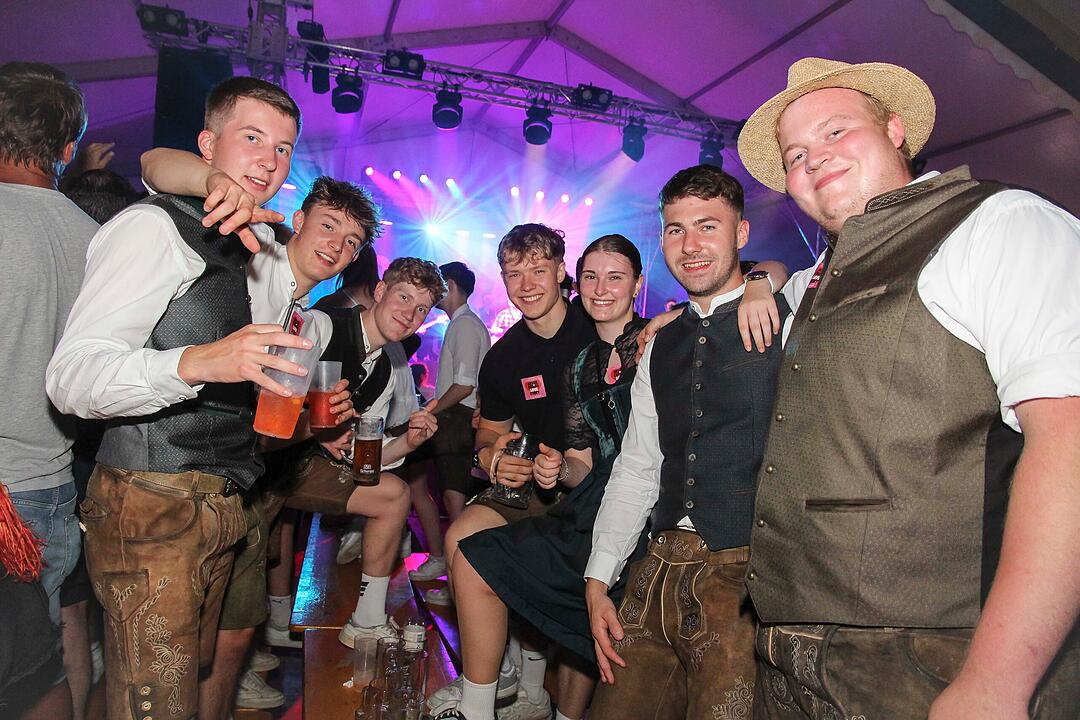 Super Stimmung beim Wiesenfest.