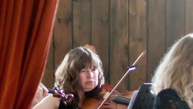 Der Musizierkreis Neustadt bei seinem Gastspiel in Meilschnitz.Foto: Jochen Berger