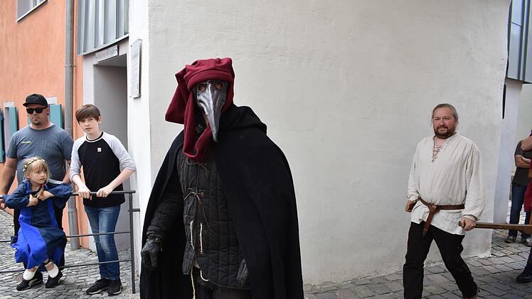 Der Arzt in Vogelmaske, um Pestkranke zu bekandeln