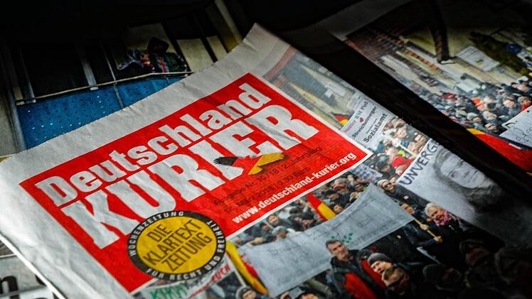 Bayerische AfD-Kreisverbände   haben offenbar kostenlose Exemplares des  "Deutschland-Kuriers" bestellt. Matthias Hoch