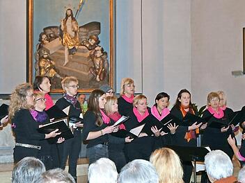 Der Frauenchor "SingAmoll" aus Welitsch freut sich auf seinen Auftritt in der Wallfahrtskirche Mariä Geburt Glosberg und will mit zur Finanzierung einer Orgelreparatur beitragen.  Foto: K.- H. Hofmann