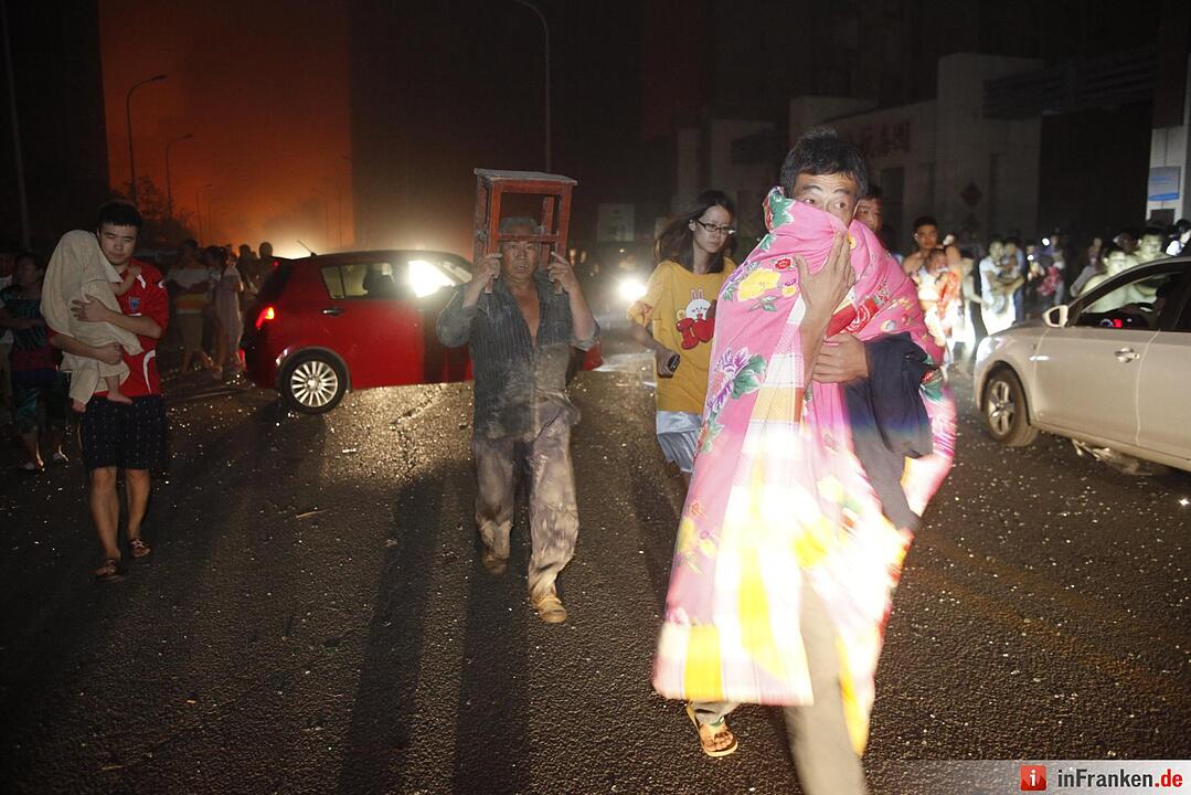 Schwere Explosionen in chinesischer Hafenstadt