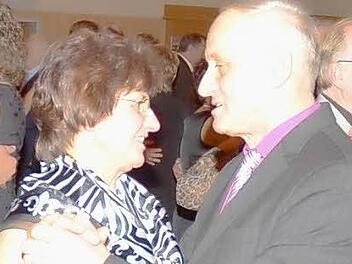 Sie sind schon seit über vier Jahrzehnten beim Ball dabei: Hildegard und Heinz Schubert