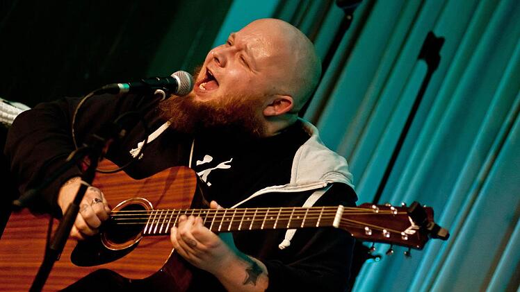 Andreas Kümmert bei seinem Gastspiel in CoburgFoto: Jochen Berger