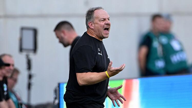 F&uuml;rth-Trainer mit Entschuldigung nach Ansage