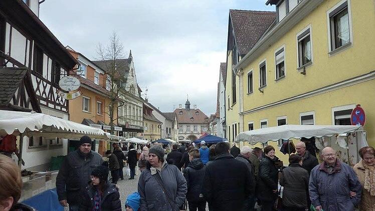 Die Besucher strömten in die Marktstraße.Foto: Elke Pieger