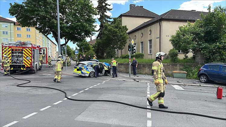 Verkehrsunfall in Bamberg - Polizeiauto in Crash verwickelt?