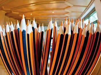 Die Stiftehersteller sind bisher besser durch die Krise gekommen als angenommen. Foto: picture alliance, dpa