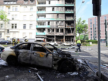 Tote und Verletzte bei Kiosk-Brand in Düsseldorf