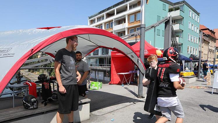 Die Bamberg Bears beim Tag der Jugend. Foto: Barbara Herbst