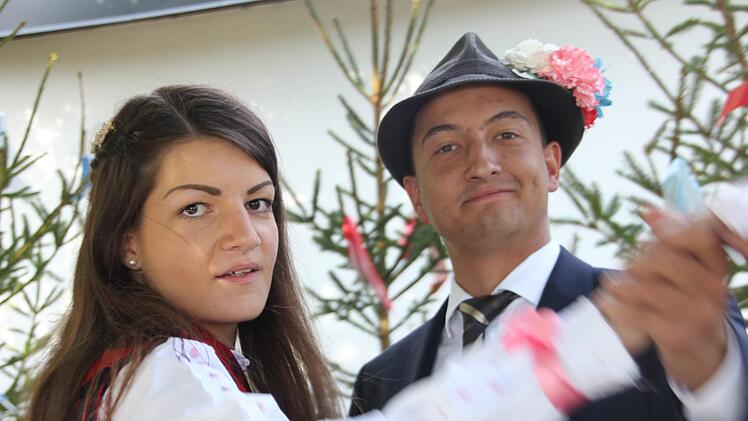 Sechs Zechpaare luden zum Plantanz Foto: Veronika Schadeck