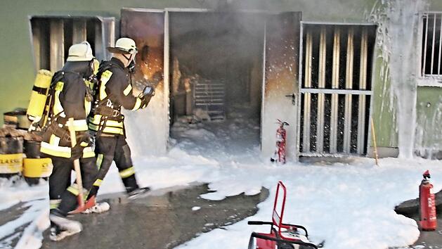 Vor sechs Wochen stand das Blockheizkraftwerk in Hohnhausen in Flammen. Foto: Ralf Kestel