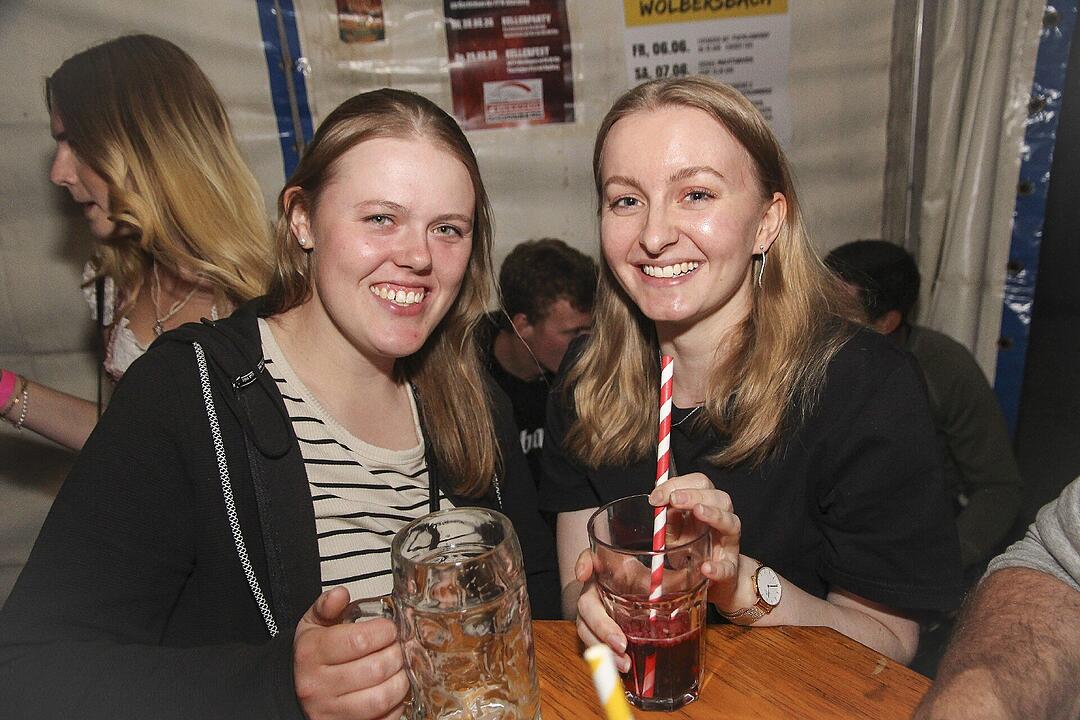 Mit der Partyband "Popnach8"!