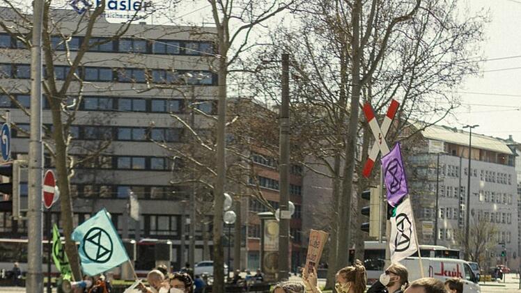 Nürnberg: Extinction Rebellion kündigt Aktion an: "Behinderungen des (Auto-) Verkehrs sind dabei nicht ausgeschlossen, aber unerlässlich"