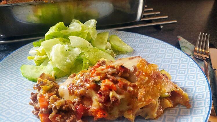 Gef&uuml;llte &uuml;berbackene Pfannkuchen