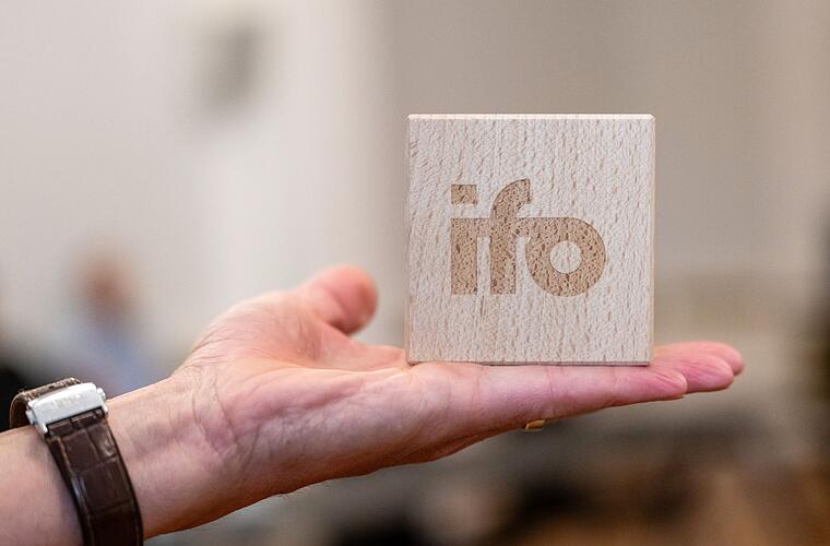 Ifo-Umfrage unter 6300 Firmen: Note vier für Bundesregierung