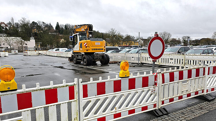 Coburg: Einer der gr&ouml;&szlig;ten Parkpl&auml;tze der Stadt wird umgebaut - Autofahrer m&uuml;ssen neues System nutzen