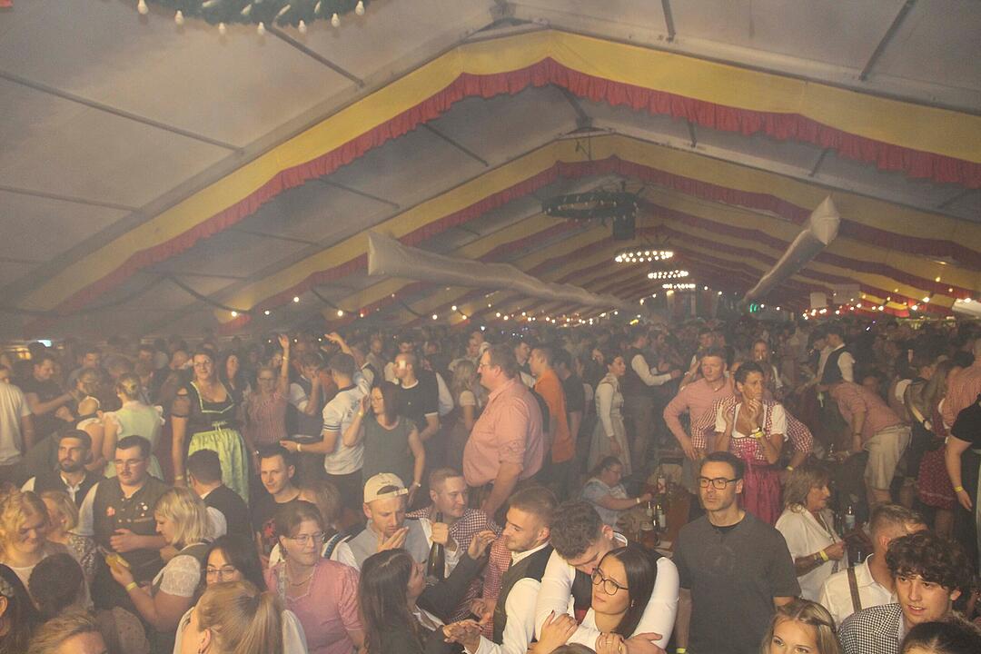 Endlich wieder Weinfest in Abtswind.
