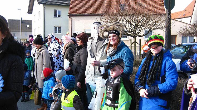 Szene beim Umzug in Stegaurach Foto: Dieter Grams