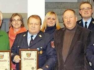 Kräftig verjüngt wurde bei den Neuwahlen der Vorstand. Das Bild zeigt (von links) Michael (Michi) Hain, Michael (Micha) Hain, Peter Bauer, Hubert Michel, Sonja Ryttich, Karl Schott, Nadine Benker, Alfred Kolenda, Daniel Nikol, Markus Teichert und Konrad Günther.  Foto: Klaus-Peter Wulf