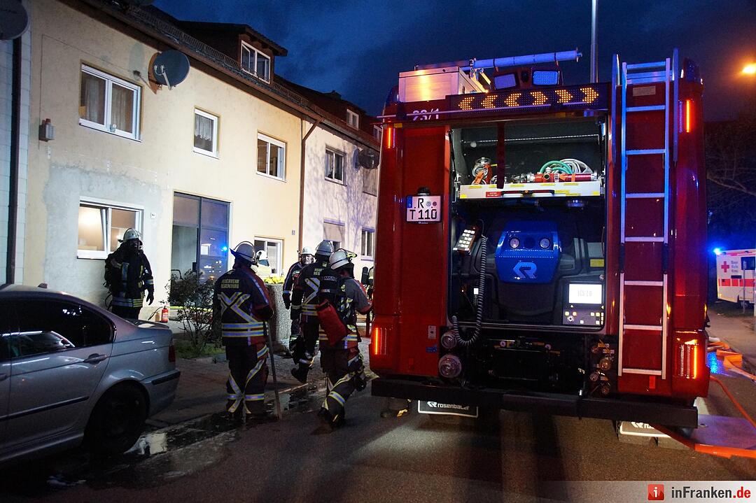 Neun Verletzte bei Brand in Asylunterkunft