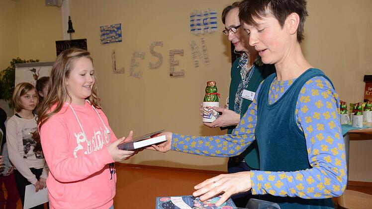 Impressionen vom Vorlesewettbewerb an der Kulmbacher Carl-von-Linde-Realschule  Foto: Dagmar Besand