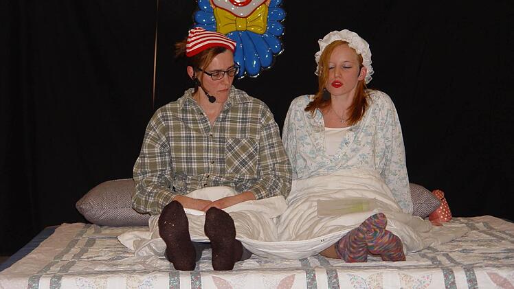 Die Sinntal Comedy strapazierte mit mehreren Sketchen die Lachmuskeln der Zuschauer. Foto: Brigitta Kempe-Wolf
