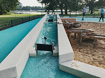 Nürnberg: Pumpenanlage von Wasserspielplatz an der Norikusbucht repariert