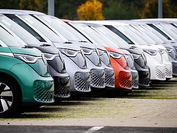 Nach Förderstopp: CSU will E-Auto-Markt mit Prämie beleben