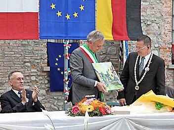 Mit Adelsdorf verbindet Uggiate-Trevano eine Partnerschaft, die bereits die ersten Jubiläumsfeiern hinter sich hat. Foto: Archiv Johanna Blum