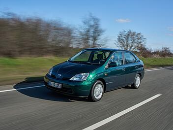 Elektrischer Erstling: 25 Jahre Toyota Prius