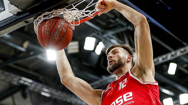 Leon Kratzer wird nach dem bestandenen Medizincheck das Frankfurter Trikot tragen. Foto: Daniel L&ouml;b