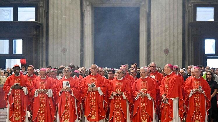 Bamberger Erzbischof erhält von Papst Insigne - "Zeichen der Verbundenheit"