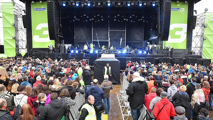 Das  Bayern 3- Dorffest stand im Mittelpunkt der Teuschnitzer Stadtratssitzung. Archiv/Ronald Rinklef