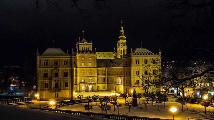 Coburger Winter-Impressionen: Blick auf den verschneiten Schlossplatz am Samstag.Foto: Jochen Berger