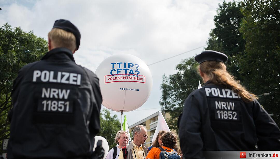 Demonstration gegen die Handelsabkommen