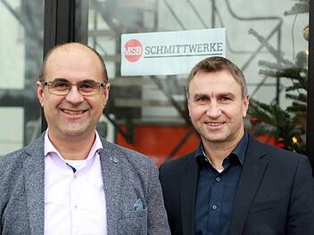 J&uuml;rgen Enders (li) und Martin Hein f&uuml;hren ab sofort die MSB Schmittwerke. MSB Schmittwerke/Anja Himer