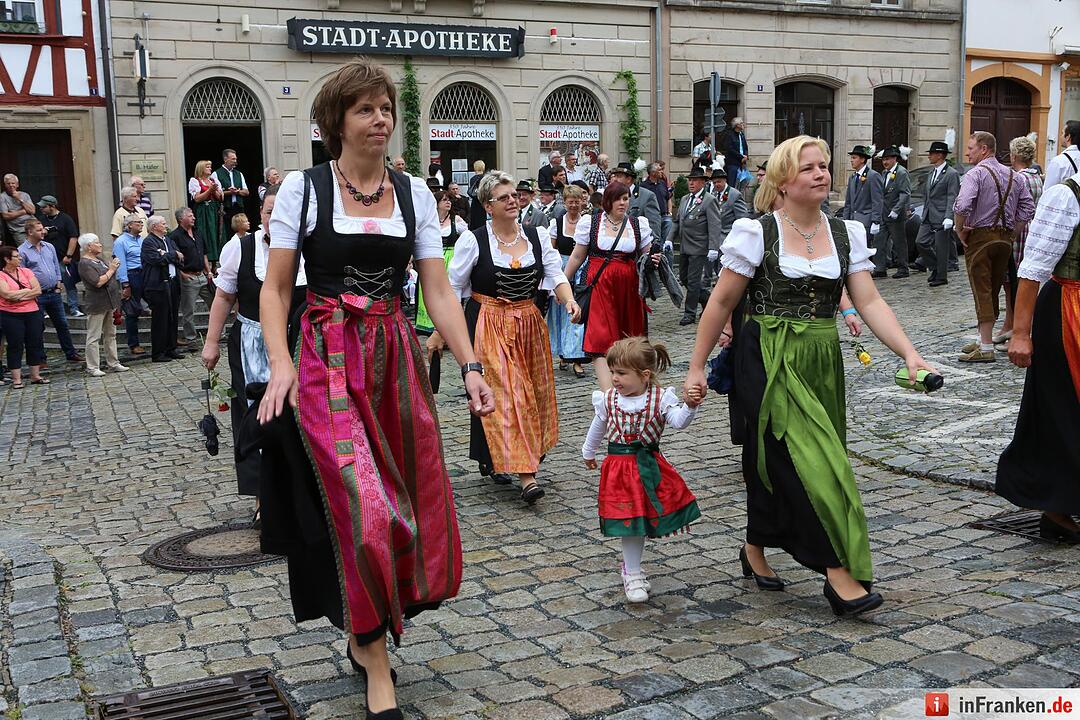 Kronacher Freischießen: Schützenauszug