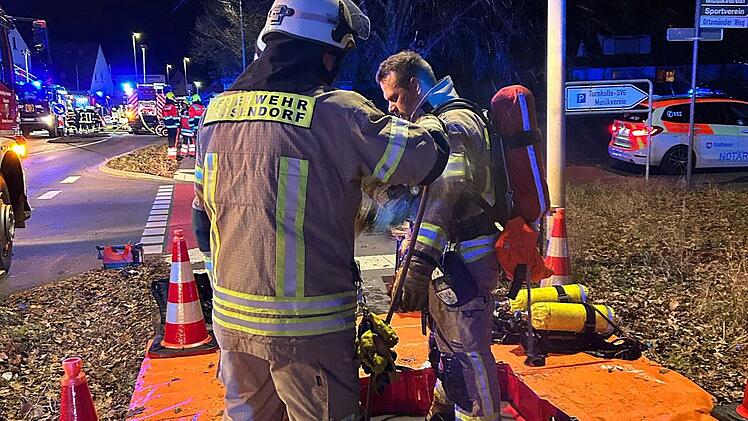 Gundelsheim: Küche in Asylunterkunft brennt lichterloh - "Nicht mehr bewohnbar"