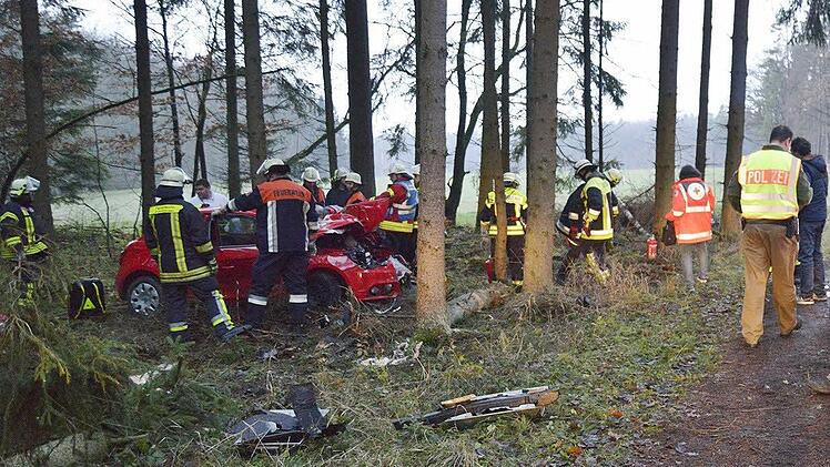 Unfall Sulzfeld Foto: Andrea Friedrich