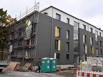 In den Augustenhof sollen im Dezember die ersten Mieter einziehn. Foto: Ronald Rinklef
