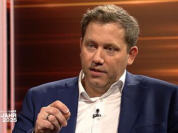 Finanzminister Lars Klingbeil (SPD) war beim Jahresr&uuml;ckblick von Markus Lanz zu Gast.