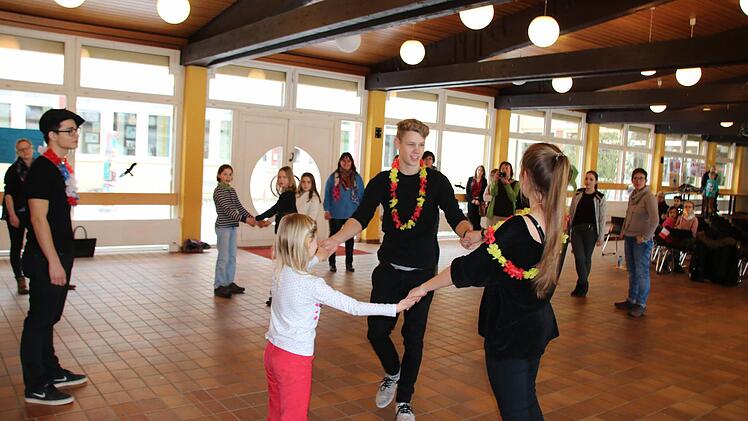 Eindrücke vom Romanischen Tag am Hammelburger Gymnasium. Foto: Ralf Ruppert