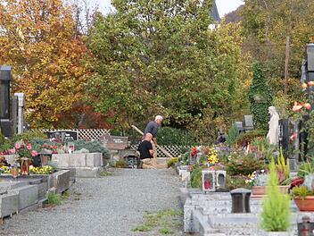 Neu kalkuliert werden müssen die Gebühren für den städtischen Friedhof in Stadtsteinach.Klaus Klaschka