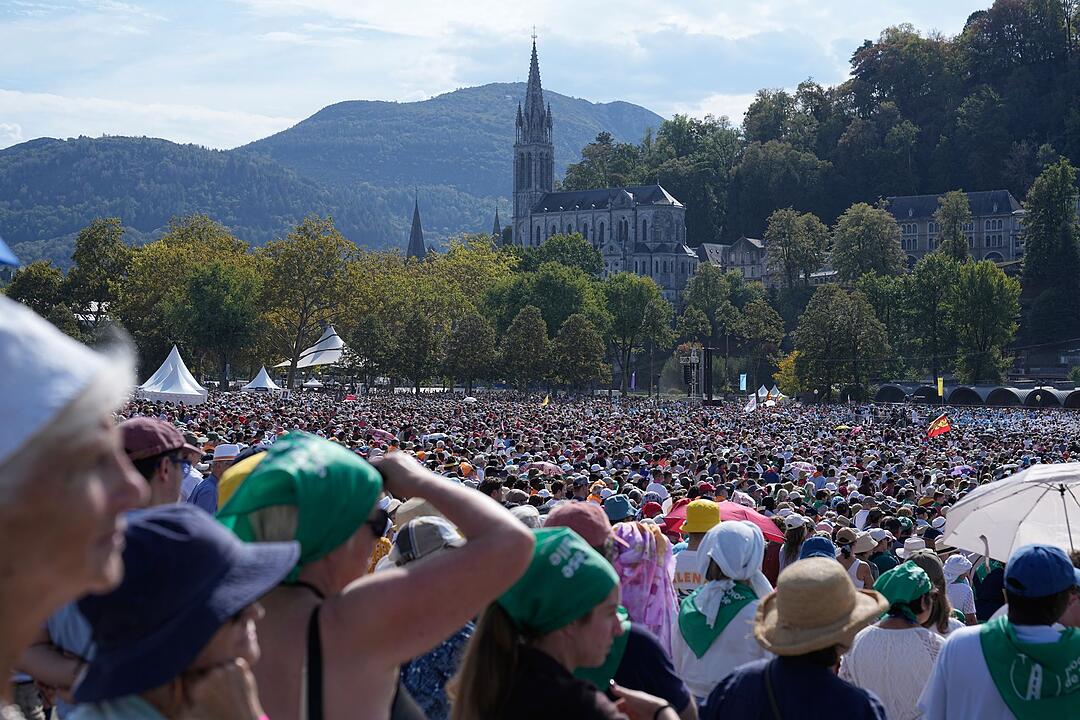 Papst Leo XIV. besucht Frankreich