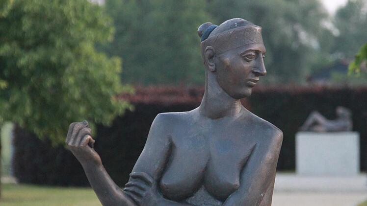 Skulpturen von Wilhelm Uhlig im Staffelsteiner KurparkMatthias Einwag
