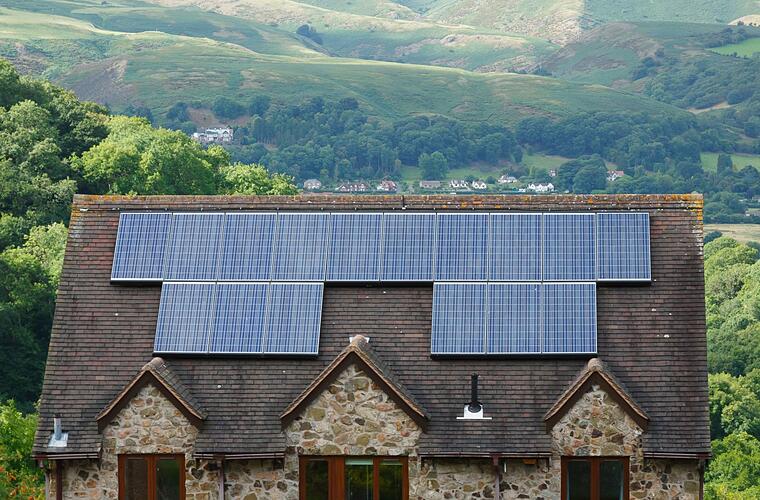 Photovoltaikanlage: Diesen entscheidenden Vorteil bringt ein Online-Vergleich