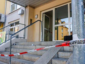 Gewaltdelikt in F&uuml;rth: Eine Person durch Stiche verletzt